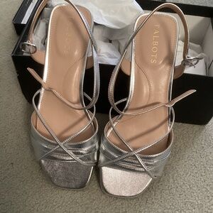 Talbots, Silver Sandals, Size 7B